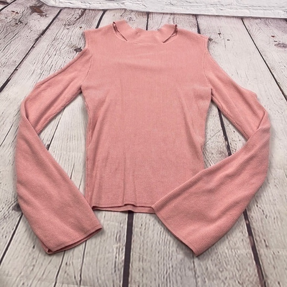 EUC GUESS Cold Shoulder Bell Sleeve Sweater XS #Y2K